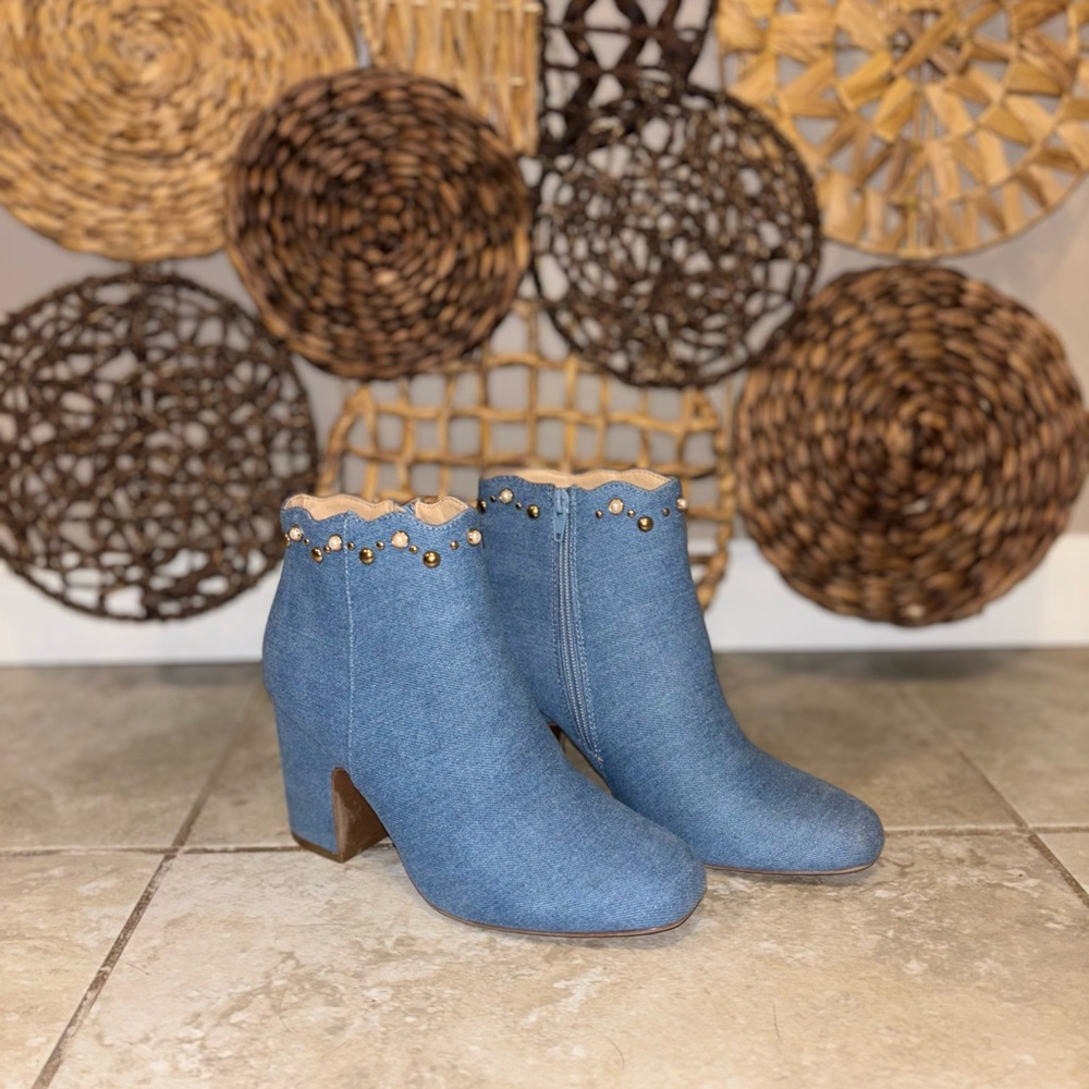 Cato Blue Ankle Boots with Gold Accents